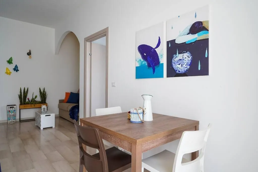 Mediterranea Apartment- Central Station - Free Wifi&Netflix Bari Apartman