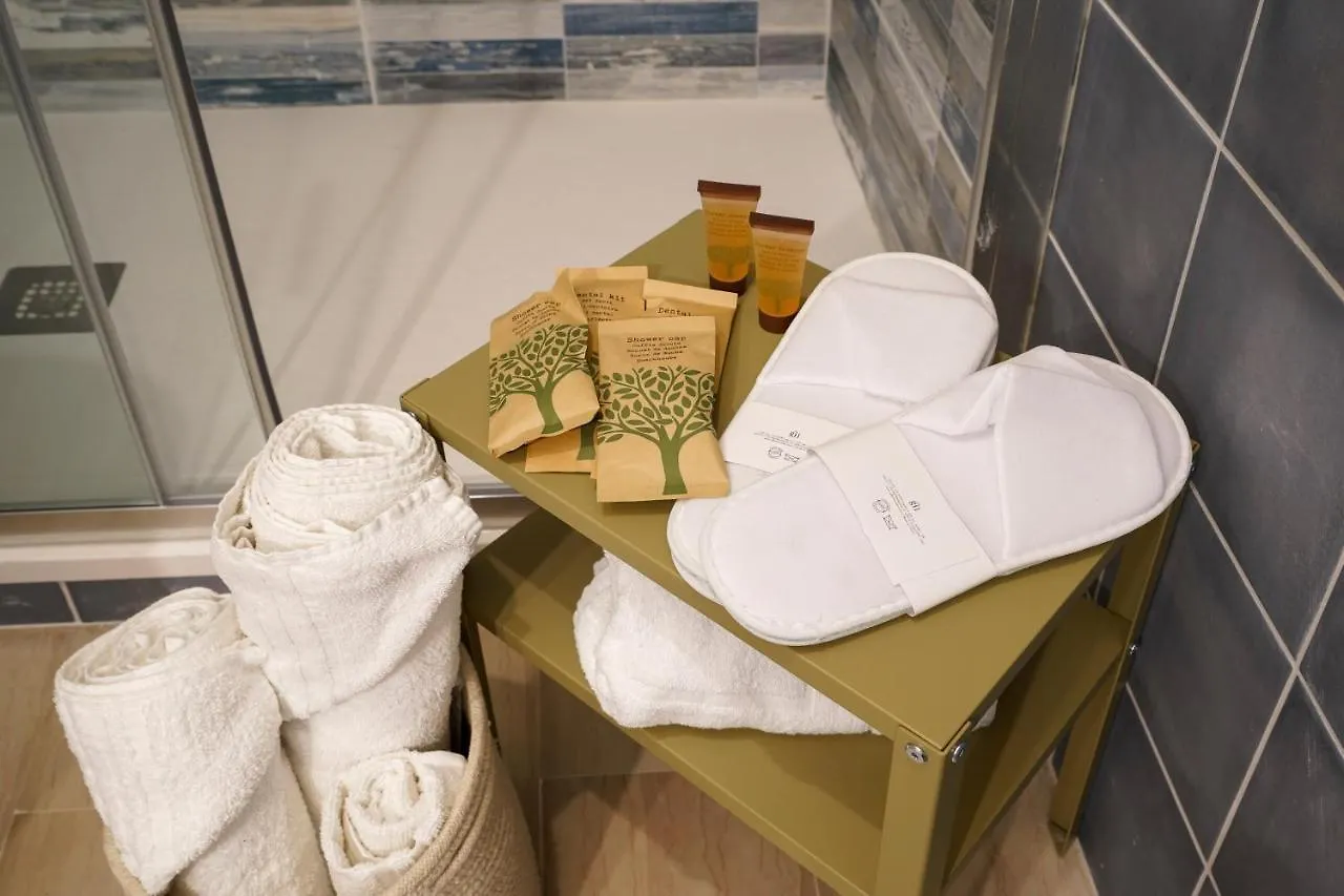 Mediterranea Apartment- Central Station - Free Wifi&Netflix Bari Apartman