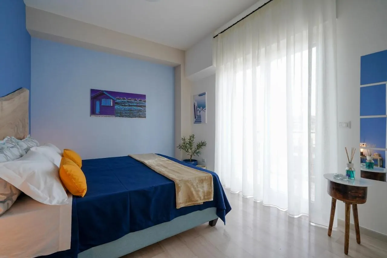 Mediterranea Apartment- Central Station - Free Wifi&Netflix Bari