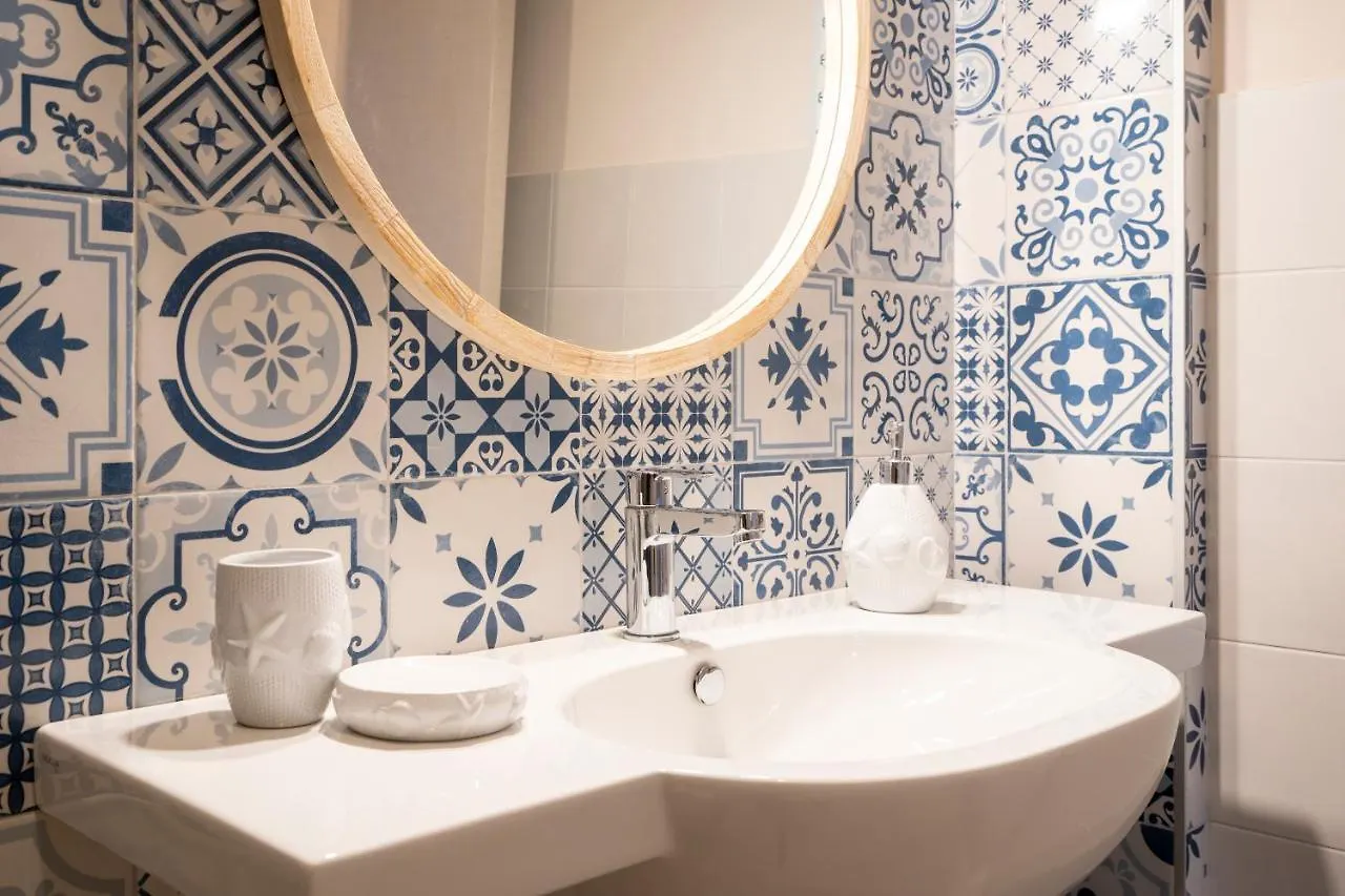 Apartman Mediterranea Apartment- Central Station - Free Wifi&Netflix Bari