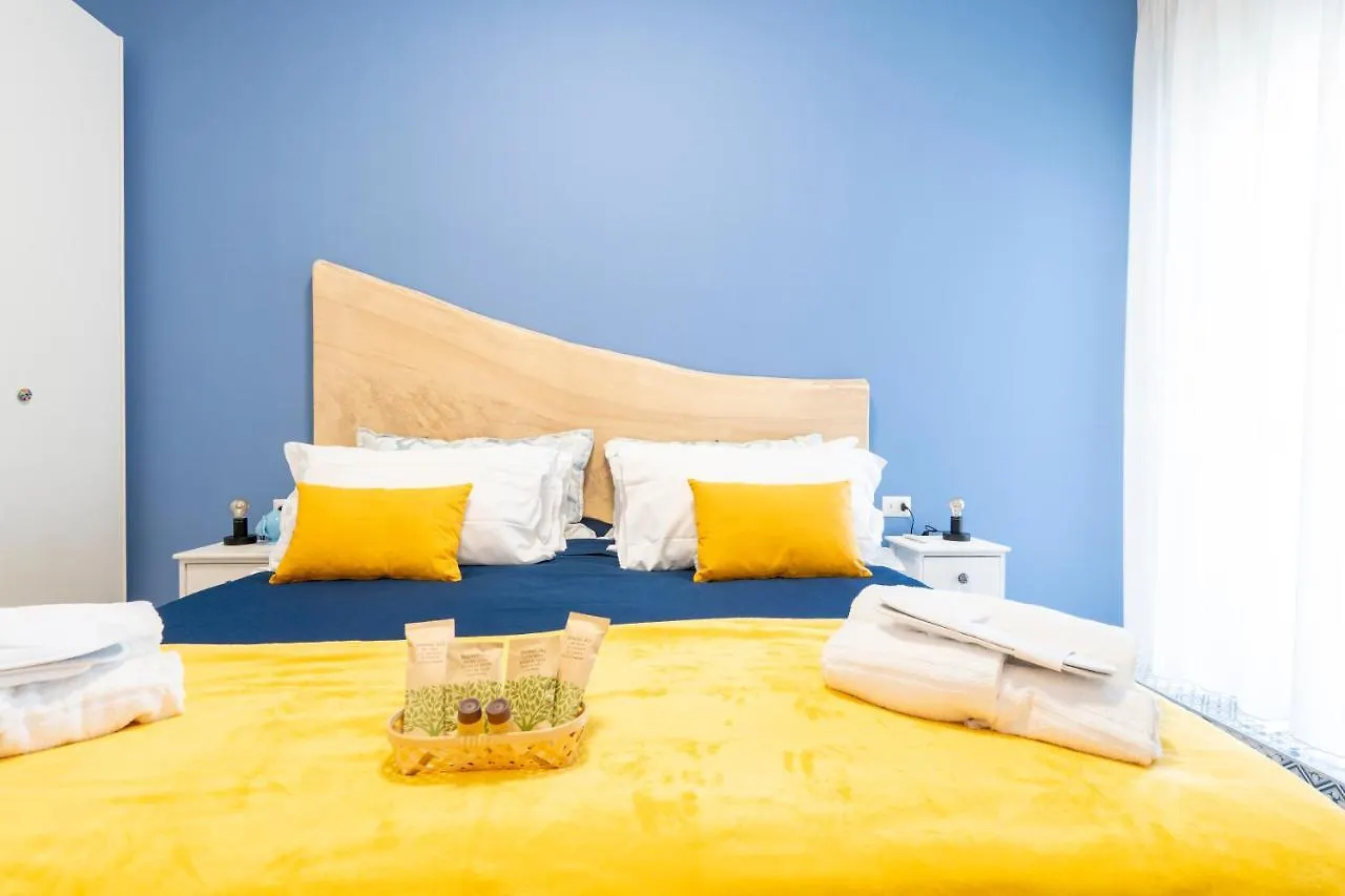 Apartman Mediterranea Apartment- Central Station - Free Wifi&Netflix Bari Olaszország
