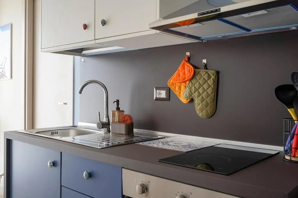 Apartmán Mediterranea Apartment- Central Station - Free Wifi&Netflix Bari