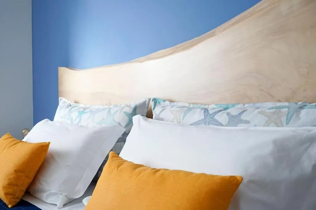 Mediterranea Apartment- Central Station - Free Wifi&Netflix Bari