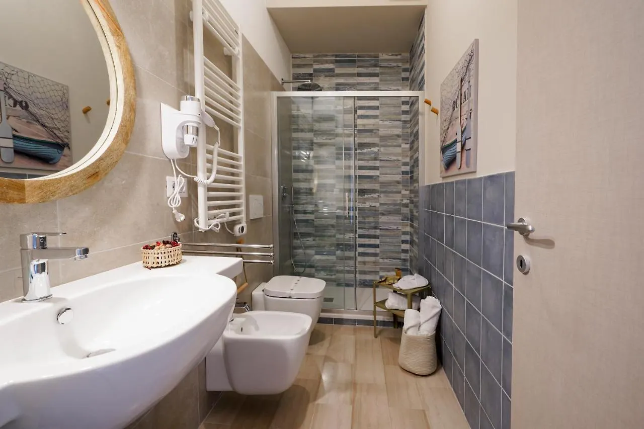 Mediterranea Apartment- Central Station - Free Wifi&Netflix Bari Itálie