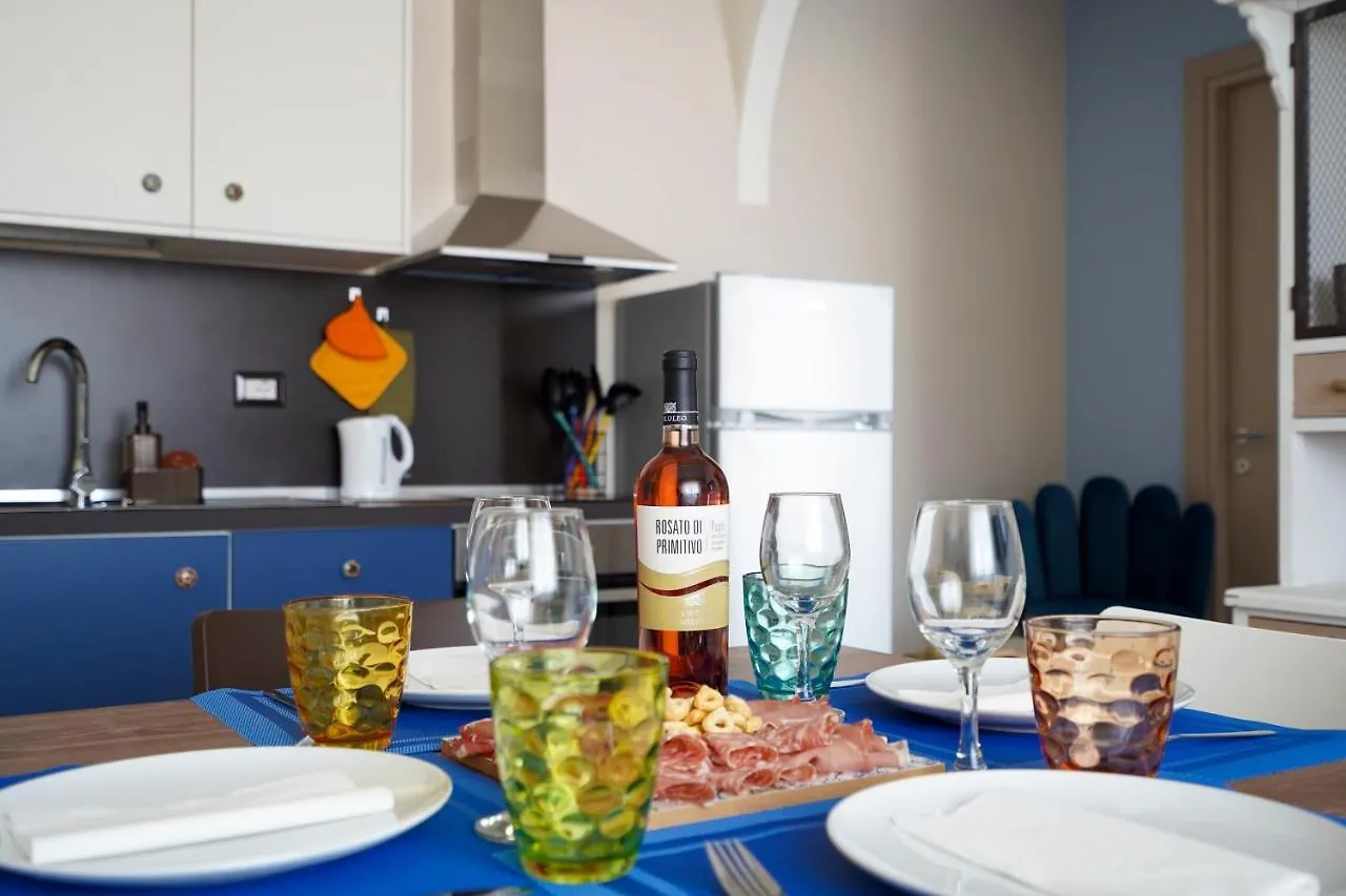 Mediterranea Apartment- Central Station - Free Wifi&Netflix Bari 0*,